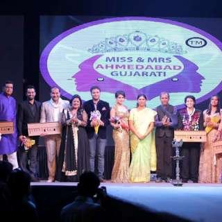  Coldwell Banker Gujarat & Karyeshumantri Event Management Company