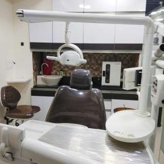  Dr. Maitry M. Shah Dental Clinic & Implant Center 