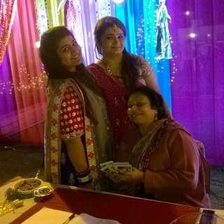 Sonal Parikh Tarot Card Reader